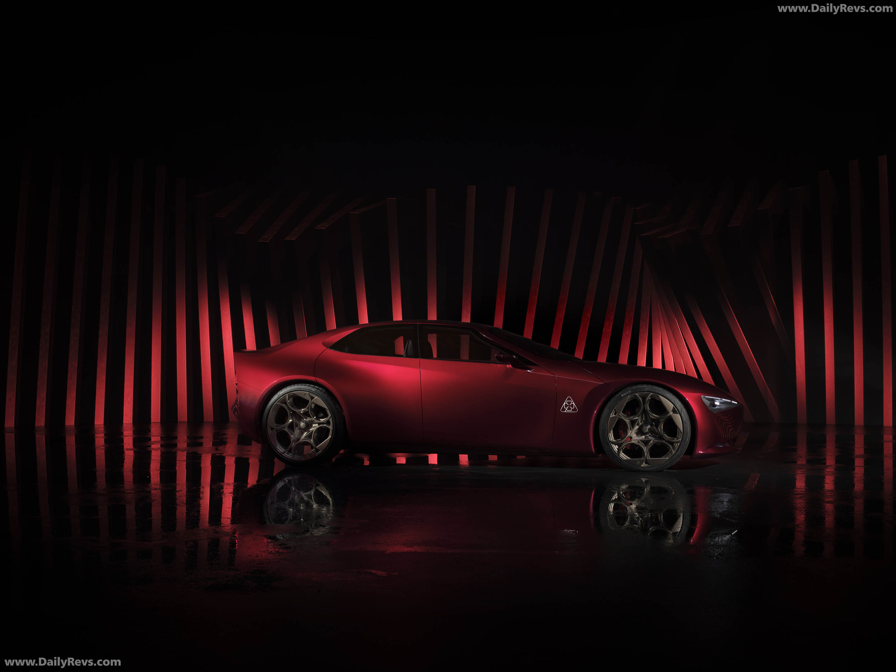 2026 Alfa Romeo Cuorerosso Concept Side View